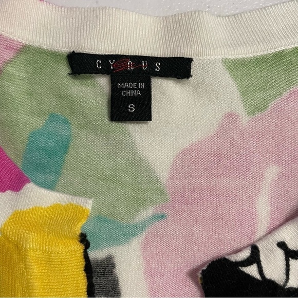Cyrus Pink Multi Floral Button Down Cardigan Sweater Bright Fun Colors Sz S - Picture 9 of 10